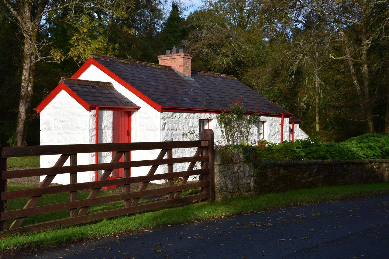 Railway Crossing Cottage Murlas Bridge Esterno foto